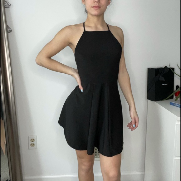 Brandy Melville backless dress - Picture 5 of 5